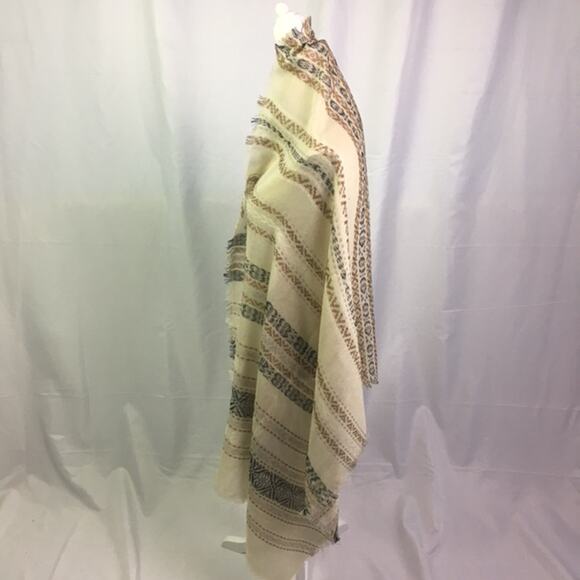 Stripe pattern Scarf Cream Black Tan with Fringe - Picture 11 of 12